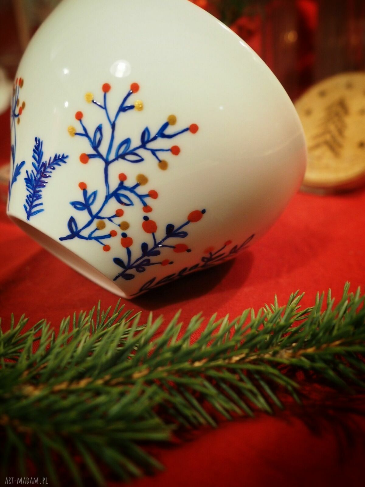 Ręcznie malowana zimowa filiżanka ze spodkiem SCANDI - porcelana 300 ml