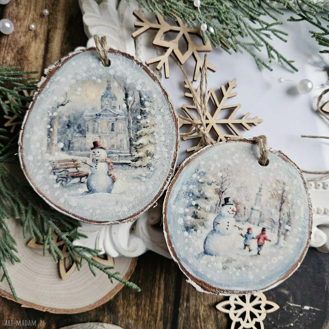 Zimowe plasterki - dekoracje choinkowe z decoupage i bałwankami