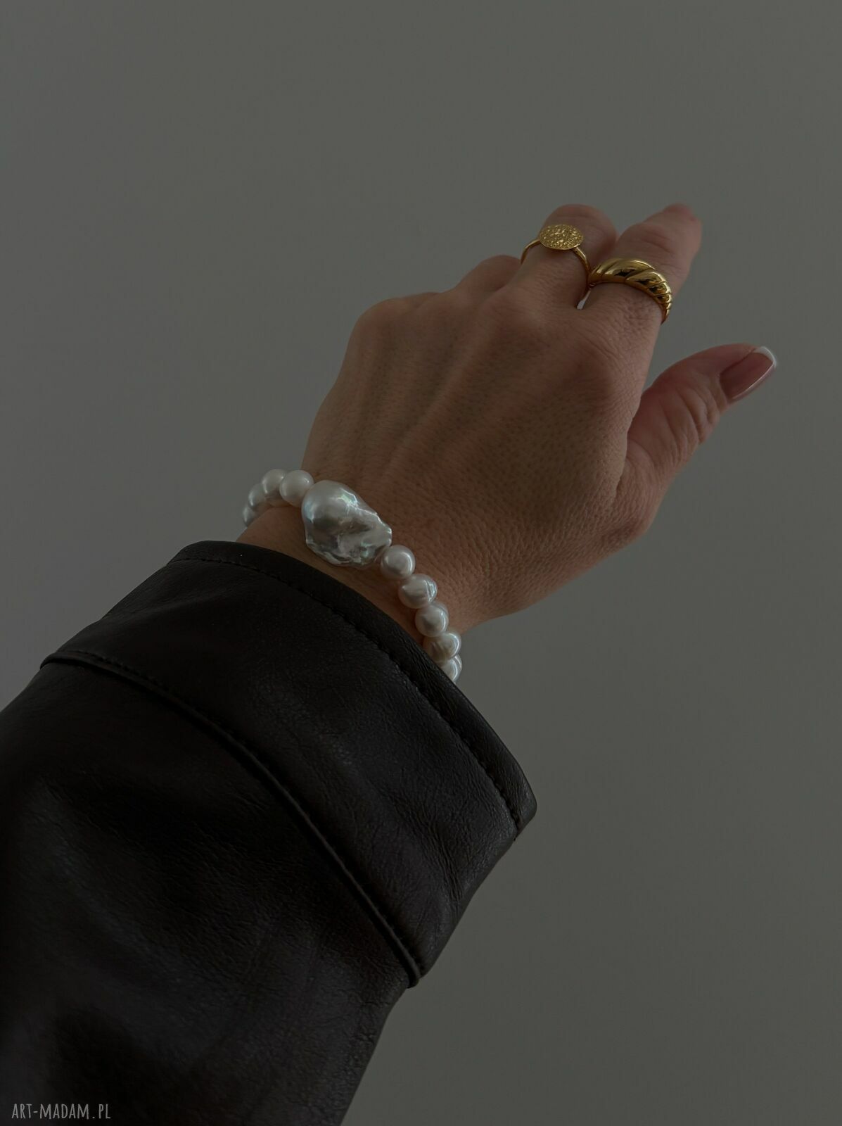 bransoletki: Złota bransoletka z pereł naturalnych z barokową perłą hand made