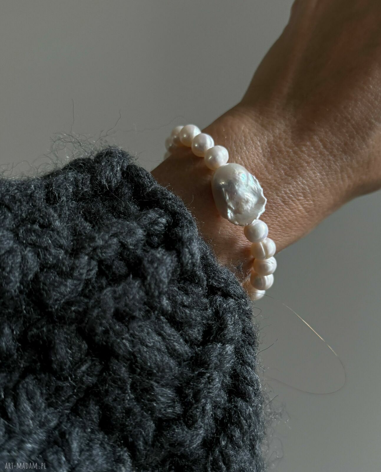 bransoletki: Złota bransoletka z pereł naturalnych z barokową perłą hand made