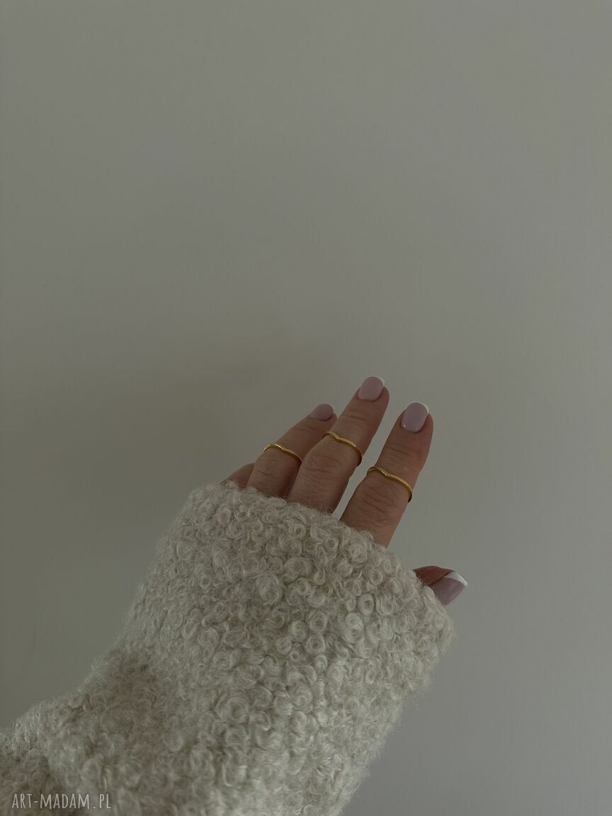 pierścionki: Złota zdobiona obrączka ręcznie wykonane