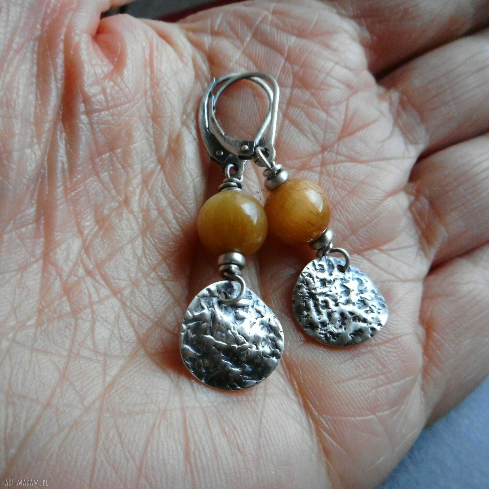 Ręcznie robione kolczyki handmade dla kobiet