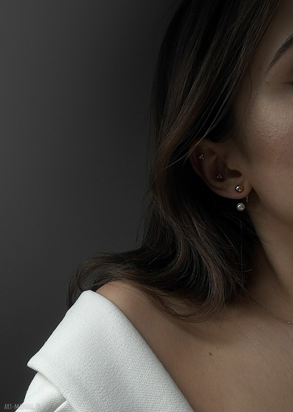 Złote kolczyki z kulkami i perłami Swarovski Crystal