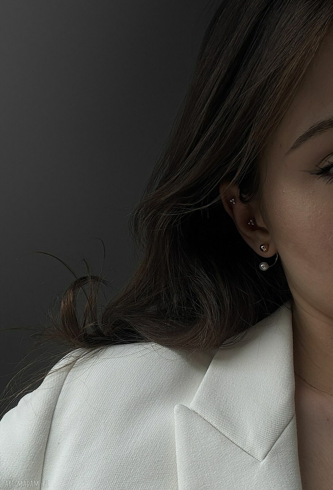 Złote kolczyki z kulkami i perłami Swarovski Crystal