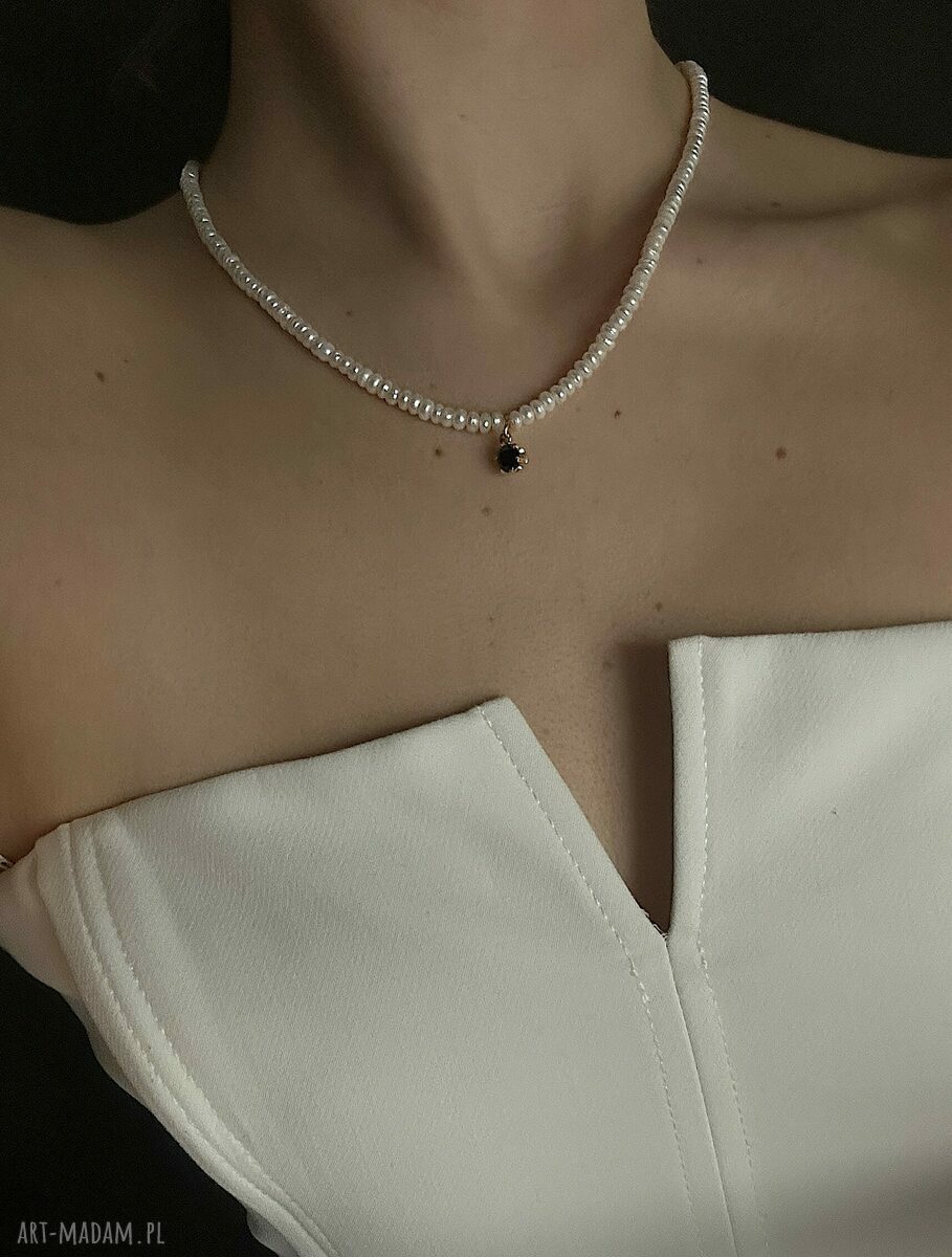 naszyjniki: Złoty naszyjnik z pereł naturalnych z czarną cyrkonią HandMade