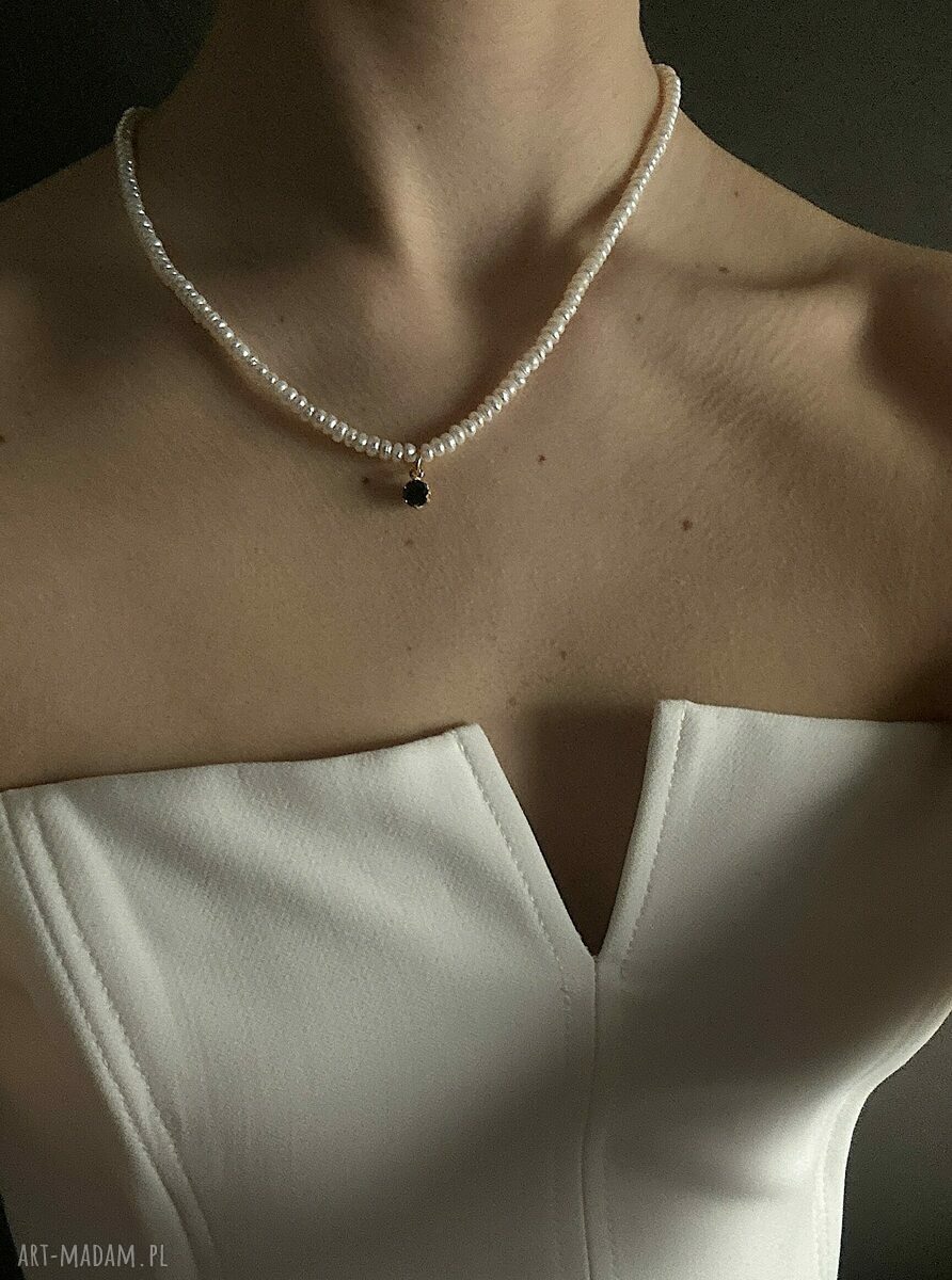 naszyjniki: Złoty naszyjnik z pereł naturalnych z czarną cyrkonią HandMade