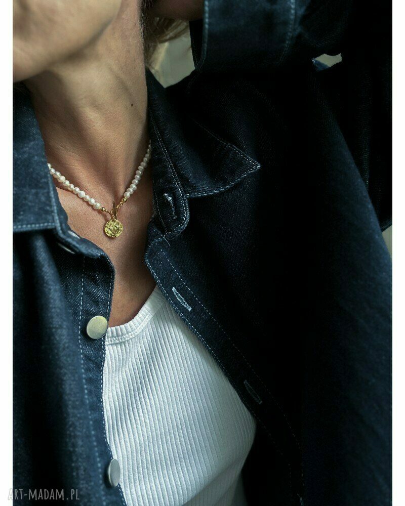 naszyjniki: Złoty naszyjnik z pereł naturalnych z nieregularnym kółeczkiem ręcznie