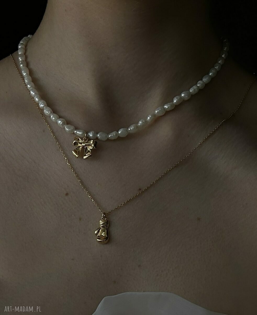 naszyjniki: Złoty naszyjnik z rękawicą bokserską ręcznie wykonane