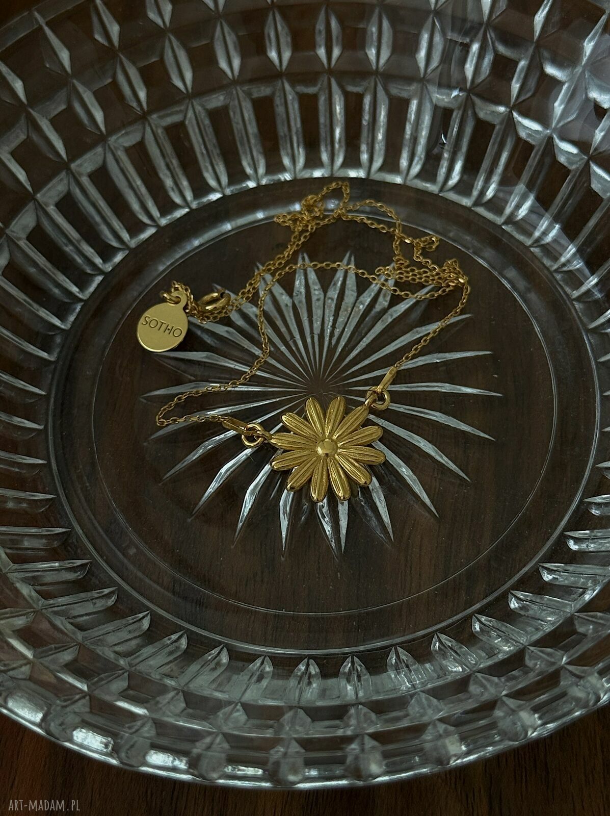 naszyjniki: Złoty naszyjnik ze stokrotką Hand Made