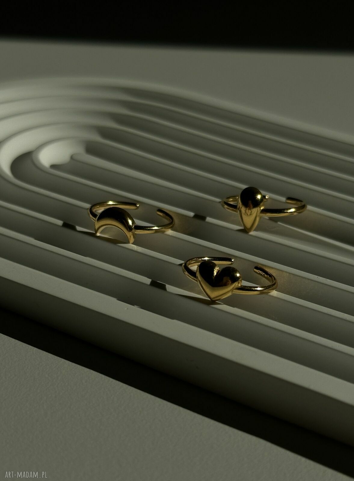 pierścionki: Złoty pierścionek z księżycem Autorskie