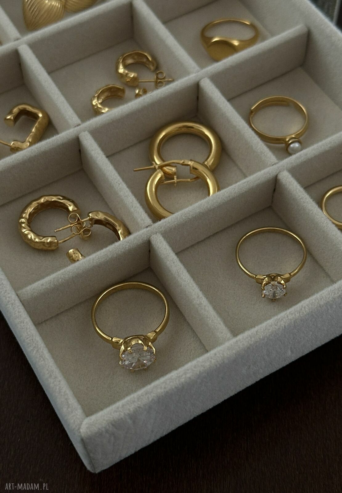 wisiorki: Złoty pierścionek z małą cyrkonią r. 14 handmade