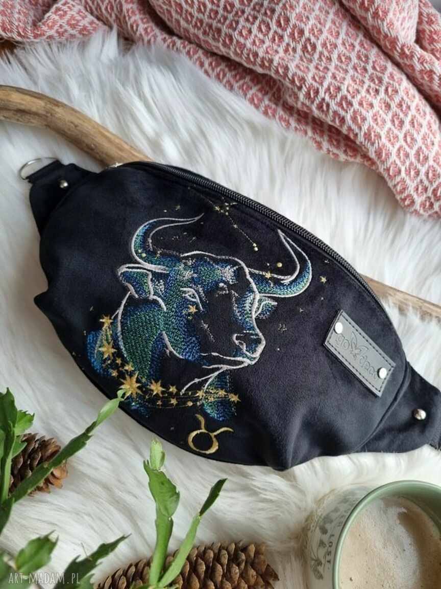 Nerka haftowana Byk - znak zodiaku (saszetka astrologiczna)