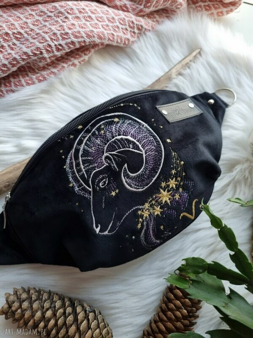 Znak zodiaku Baran - nerka haftowana saszetka