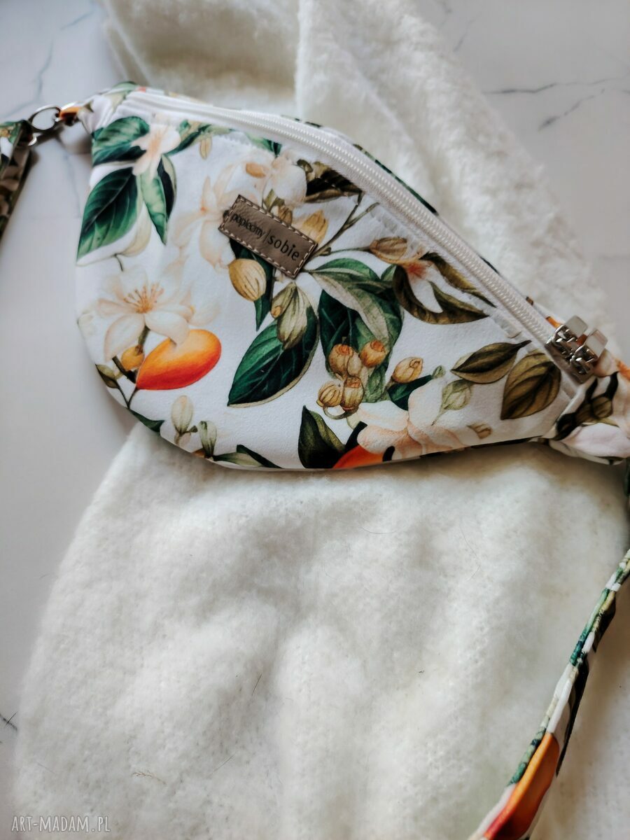 Mała nerka Zoja Pomarańcze w kwiaty - handmade