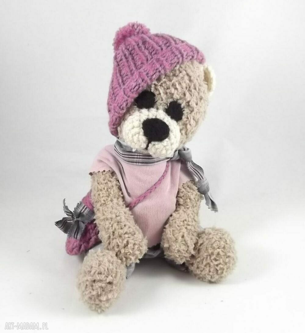 ZOSIA - szydełkowa misia w ubranku z personalizacją (34 cm)