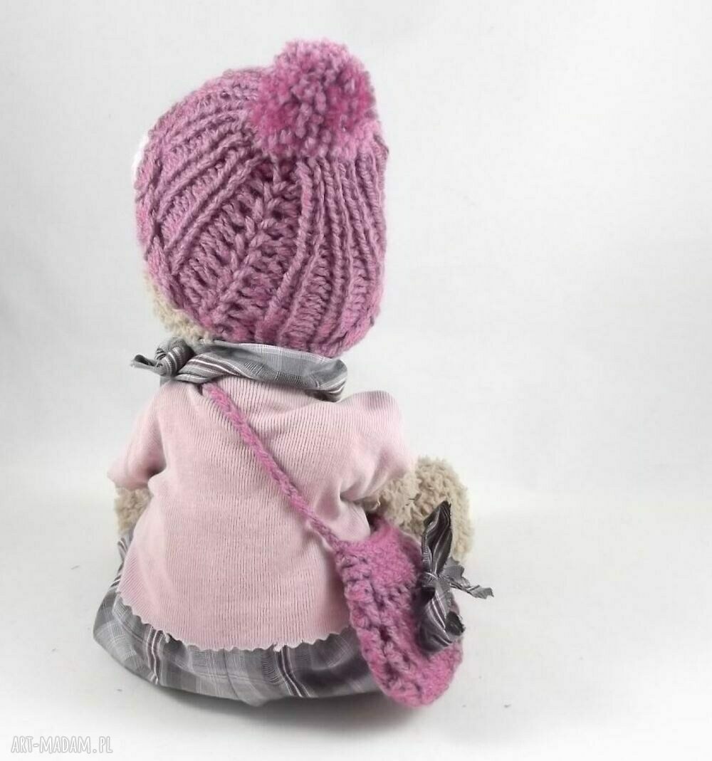 ZOSIA - szydełkowa misia w ubranku z personalizacją (34 cm)