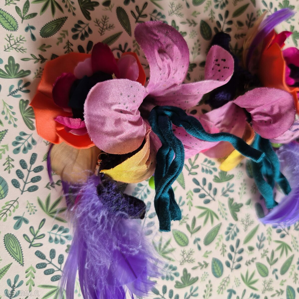 Kolczyki boho Frida - zwariowane duże, lekkie kwiaty w kolorach fiolet i niebieski - Ruda Klara