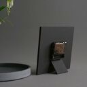 Minimalistyczny zegar do salonu