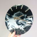 Zegar ścienny z żywicy epoksydowej