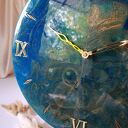 Zegar ścienny z żywicy epoksydowej Głębia oceanu - 40 cm