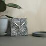 zegary czarno srebrny zegar ekologiczne dodatki