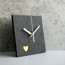 prezent na rocznicę ślubu zegary minimalistyczny zegar ze złotym sercem dla ukochanej osoby