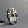 zegary: Geometryczny ze złotym akcentem - nowoczesny do biura zegar do sypialni